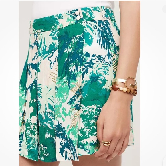 Anthropologie Elevenses Green Tropical Plant Print Skort with Button Closure 10 - Picture 1 of 10